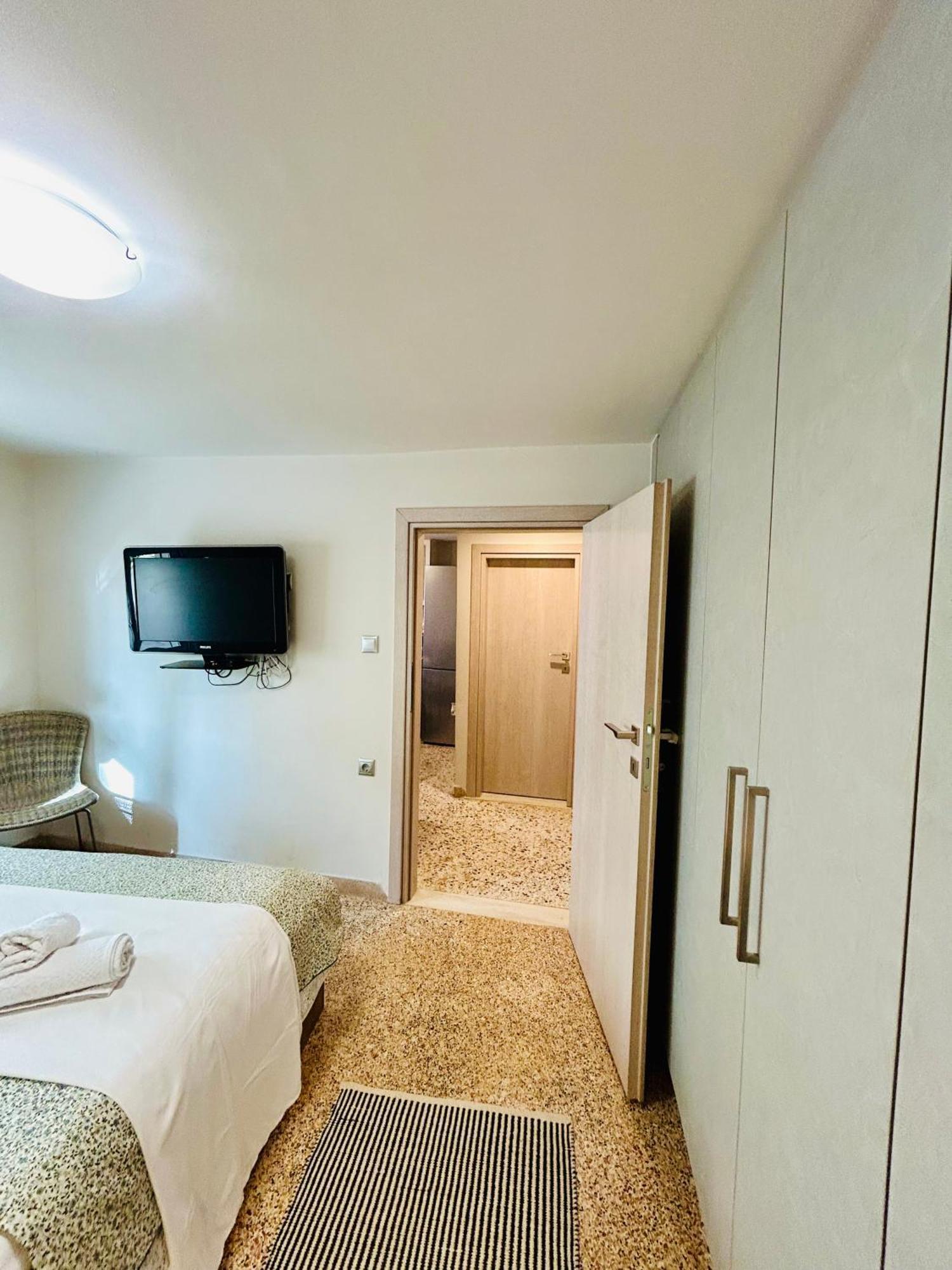 Marina'S Seacret Apartment Corinth 外观 照片